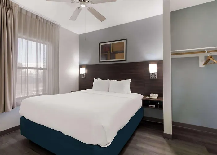 Hotel Mainstay Extended 4*